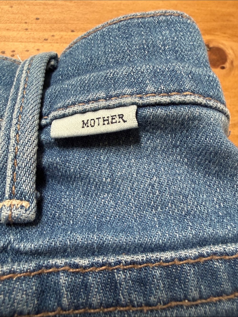 MOTHER Blue Frayed Hem Wide-Leg Jeans - Picture 4 of 10